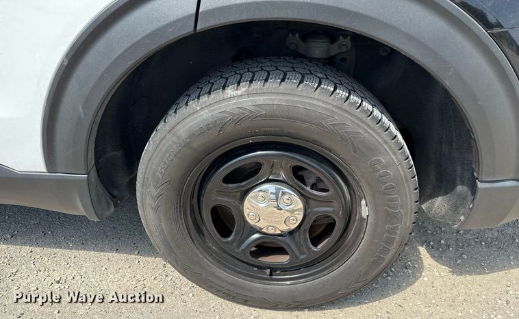 image for item DX5501 2020 Ford Explorer Police Interceptor SUV