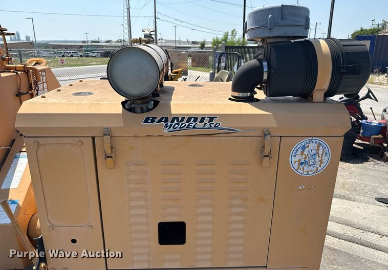 image for item DX5505 2004 Bandit 150 wood chipper