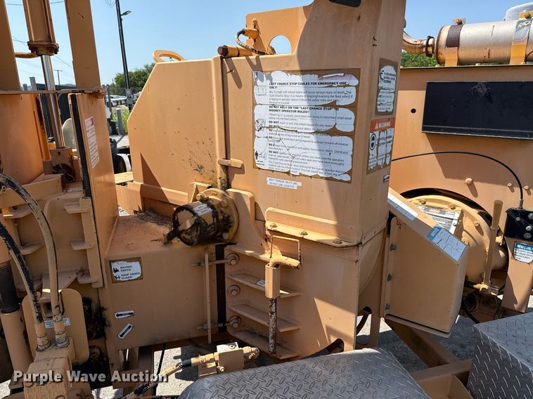 image for item DX5505 2004 Bandit 150 wood chipper