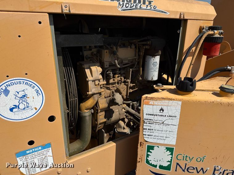 image for item DX5505 2004 Bandit 150 wood chipper