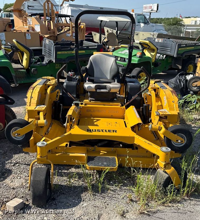 image for item DX5506 2016 Hustler Super 104 ZTR lawn mower