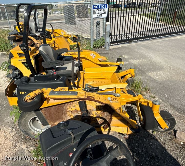 image for item DX5506 2016 Hustler Super 104 ZTR lawn mower