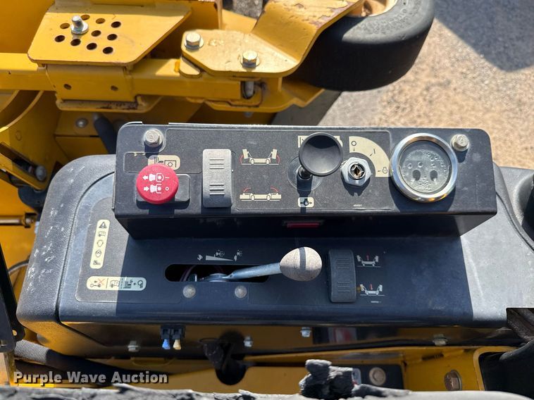 image for item DX5506 2016 Hustler Super 104 ZTR lawn mower