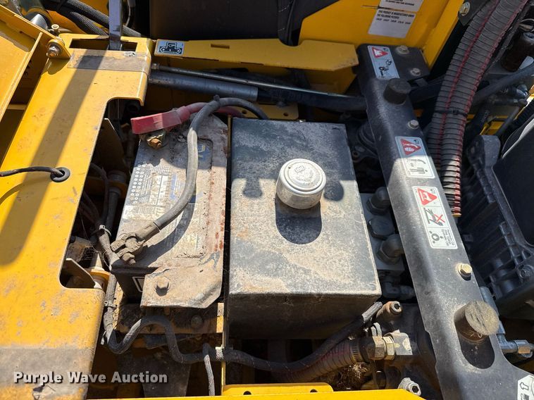 image for item DX5506 2016 Hustler Super 104 ZTR lawn mower