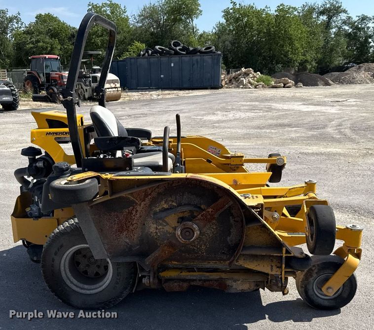 image for item DX5507 2016 Hustler Super 104 ZTR lawn mower