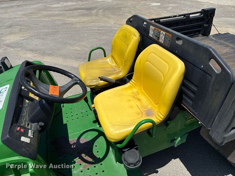image for item DX5509 2010 John Deere Gator utility vehicle