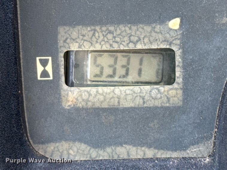 image for item DX5509 2010 John Deere Gator utility vehicle