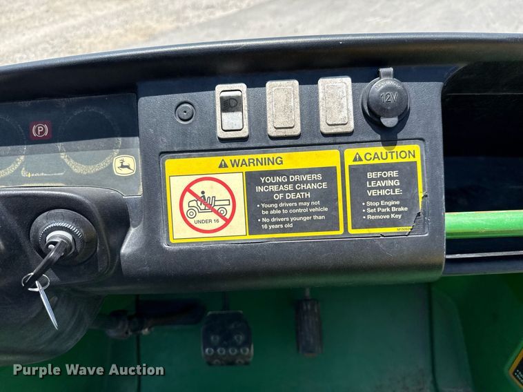 image for item DX5509 2010 John Deere Gator utility vehicle