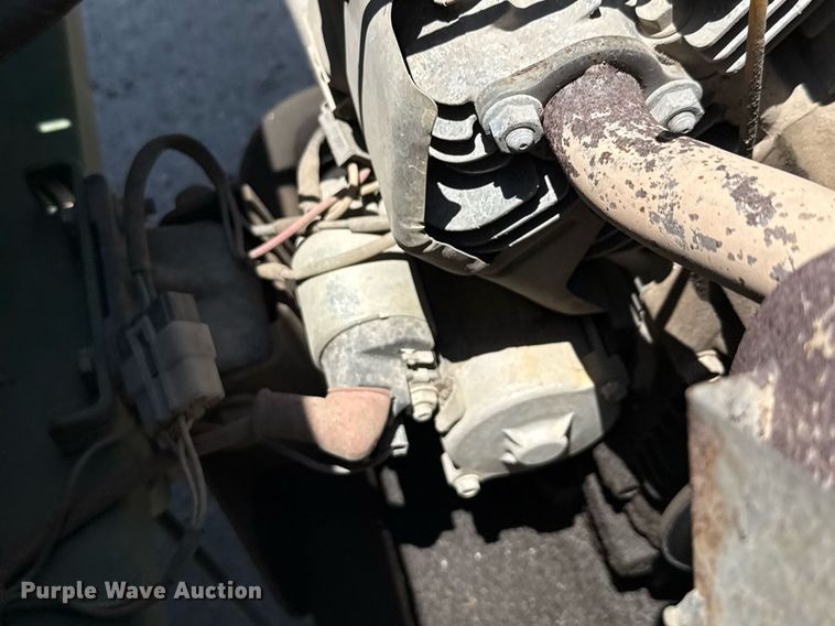 image for item DX5509 2010 John Deere Gator utility vehicle