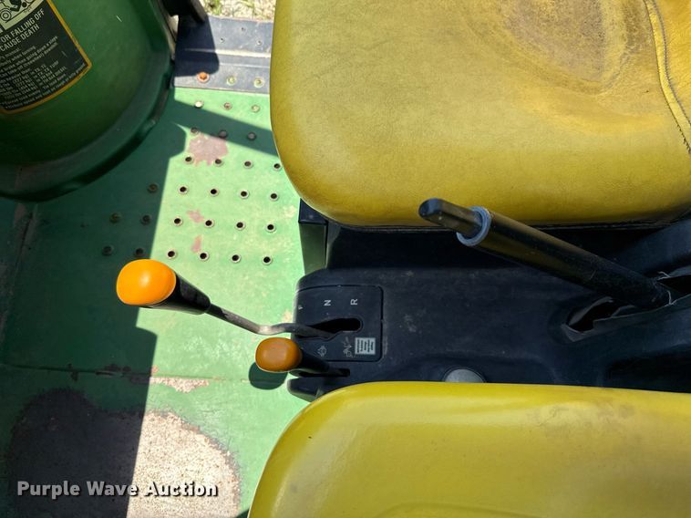 image for item DX5510 2008 John Deere Gator utility vehicle