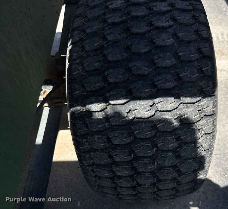 image for item DX5510 2008 John Deere Gator utility vehicle