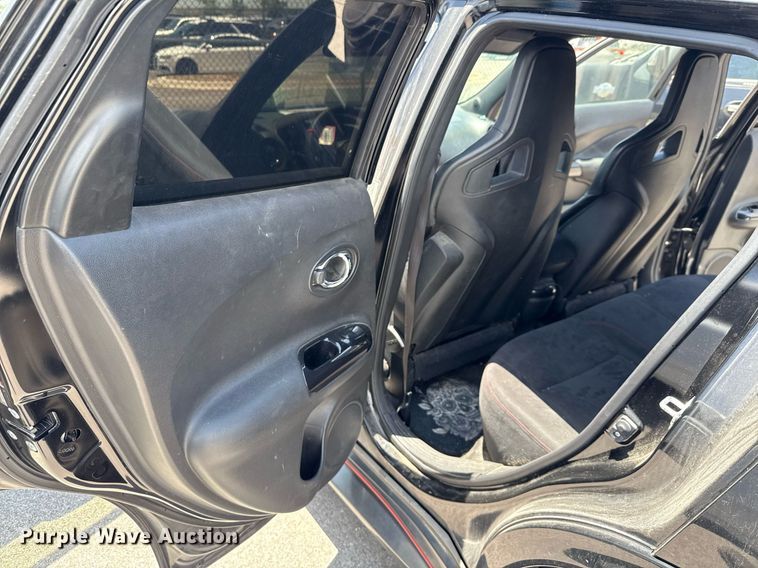 image for item DX5514 2015 Nissan Juke SUV