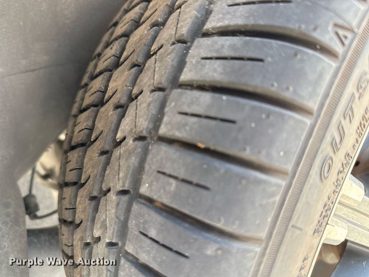 image for item DX5514 2015 Nissan Juke SUV