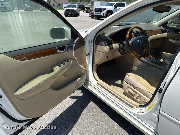 image for item DX5515 2006 Lexus ES 330 