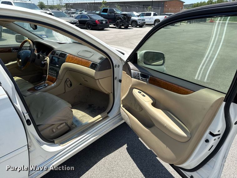 image for item DX5515 2006 Lexus ES 330 