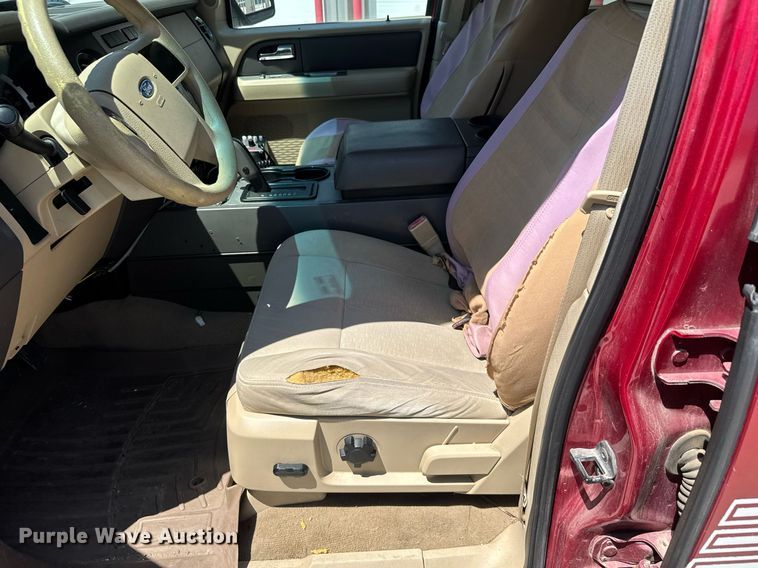 image for item DY0154 2007 Ford Expedition XLT SUV