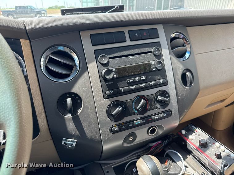 image for item DY0154 2007 Ford Expedition XLT SUV