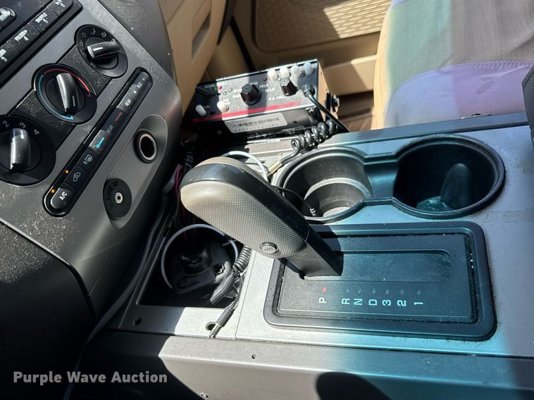 image for item DY0154 2007 Ford Expedition XLT SUV