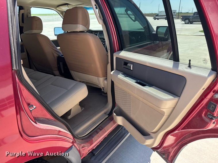 image for item DY0154 2007 Ford Expedition XLT SUV