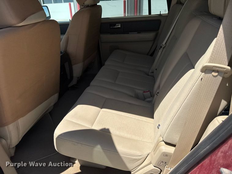 image for item DY0154 2007 Ford Expedition XLT SUV