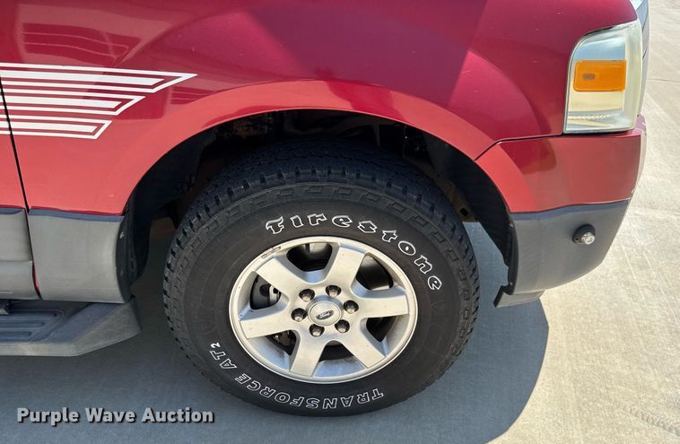 image for item DY0154 2007 Ford Expedition XLT SUV