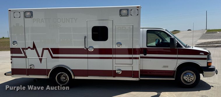 image for item DY0155 2015 Chevrolet Express G4500 ambulance