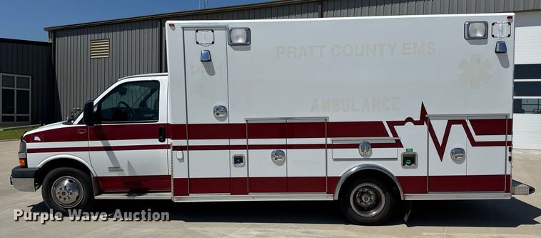 image for item DY0155 2015 Chevrolet Express G4500 ambulance