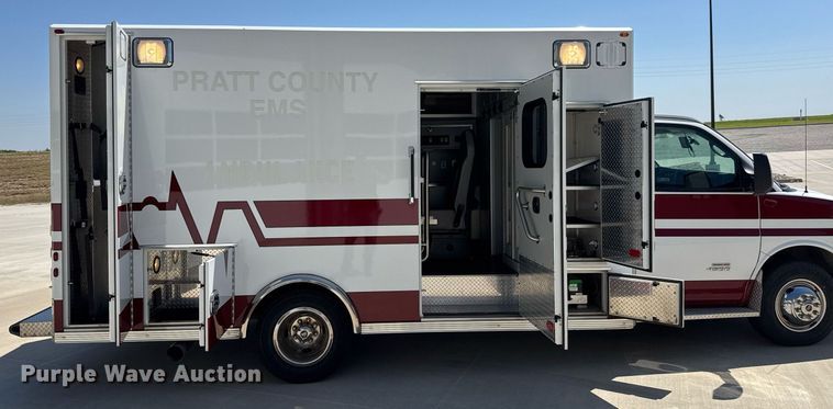 image for item DY0155 2015 Chevrolet Express G4500 ambulance