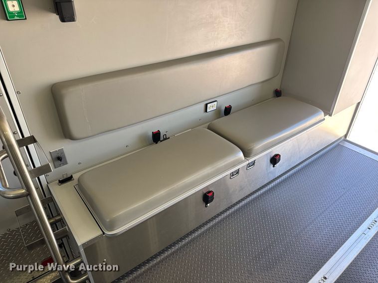 image for item DY0155 2015 Chevrolet Express G4500 ambulance