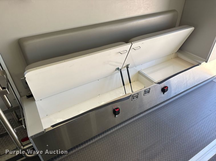 image for item DY0155 2015 Chevrolet Express G4500 ambulance