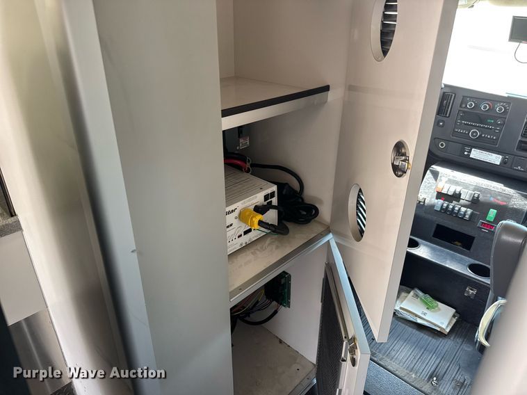 image for item DY0155 2015 Chevrolet Express G4500 ambulance