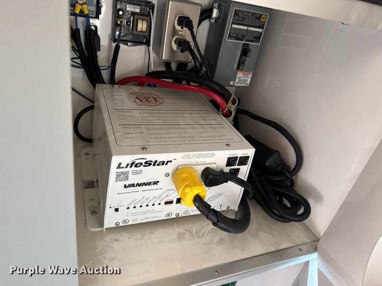 image for item DY0155 2015 Chevrolet Express G4500 ambulance