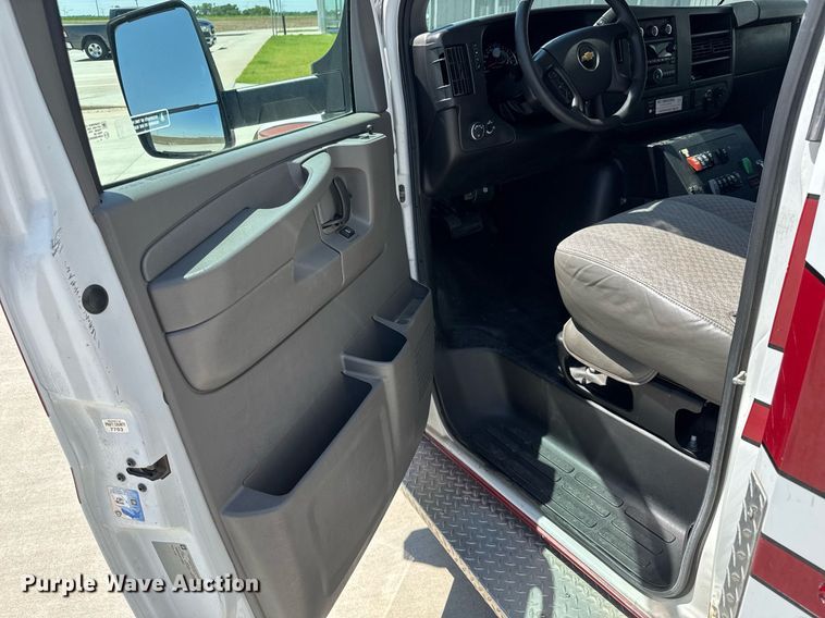 image for item DY0155 2015 Chevrolet Express G4500 ambulance