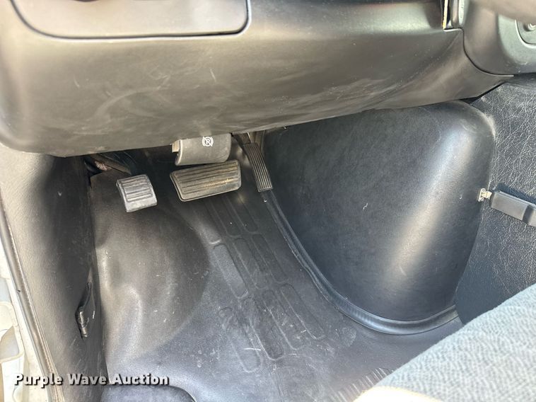 image for item DY0155 2015 Chevrolet Express G4500 ambulance