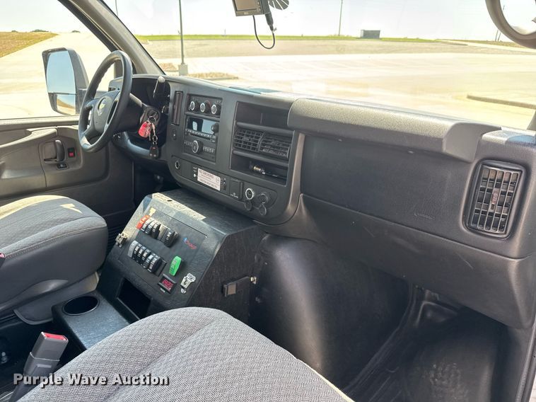 image for item DY0155 2015 Chevrolet Express G4500 ambulance