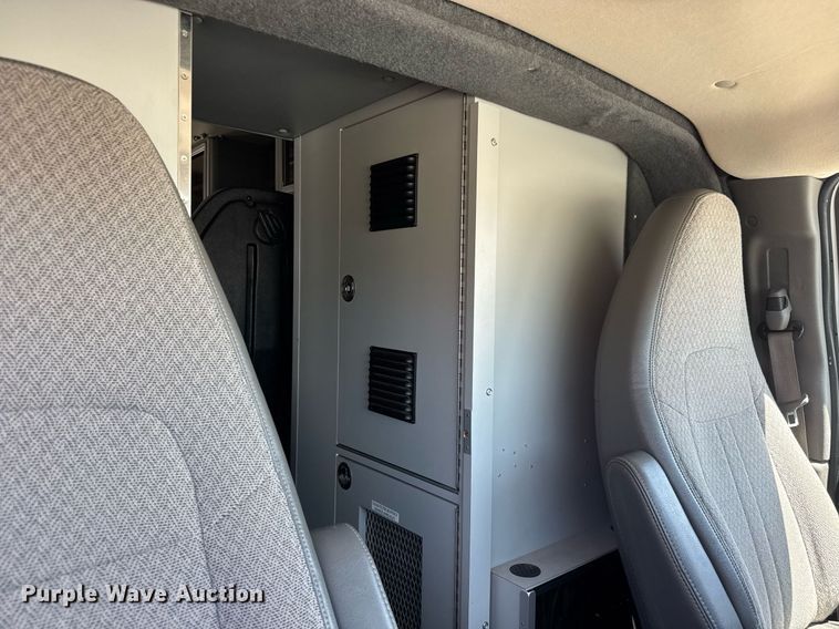 image for item DY0155 2015 Chevrolet Express G4500 ambulance