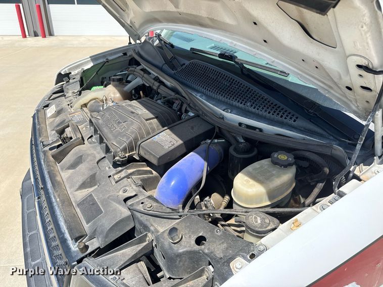 image for item DY0155 2015 Chevrolet Express G4500 ambulance