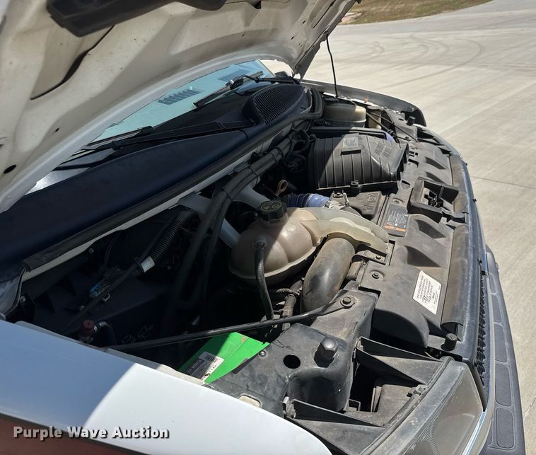 image for item DY0155 2015 Chevrolet Express G4500 ambulance