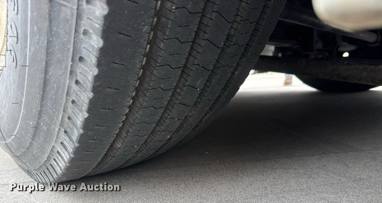 image for item DY0170 2000 Prevost H3 coach bus