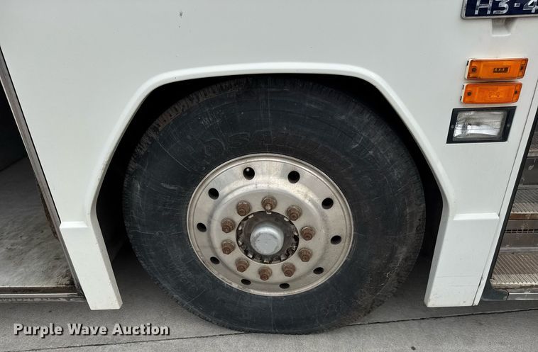 image for item DY0170 2000 Prevost H3 coach bus