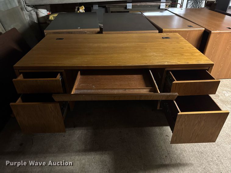 image for item DY0184 (5) desks