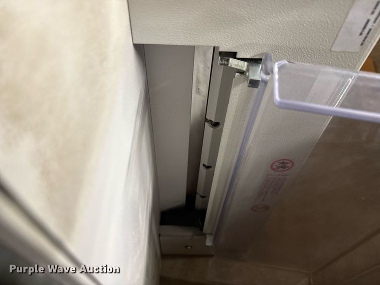 image for item DY0185 Triumph Ideal 3915-95 paper cutter