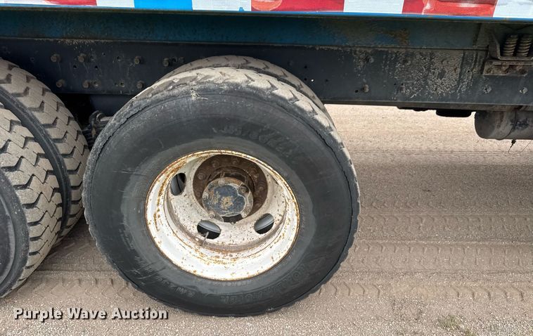 image for item DY0205 2008 Mack LEU613 refuse truck