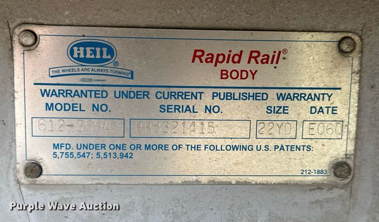 image for item DY0206 2014 Peterbilt 320 refuse truck