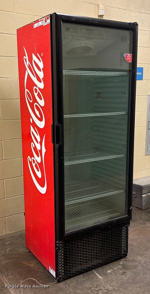 image for item DY0209 Vendo G319 refrigerator