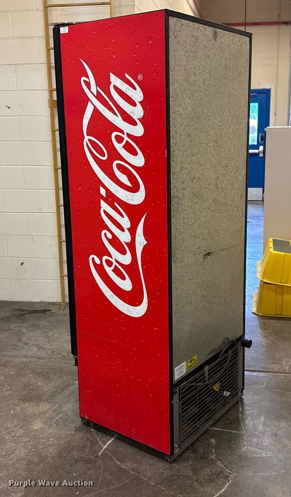 image for item DY0209 Vendo G319 refrigerator