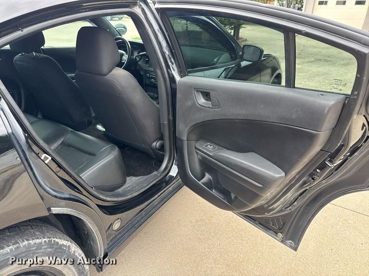 image for item DY0213 2017 Dodge Charger Police 