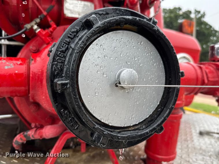 image for item DY0214 1978 Ford F800 fire truck