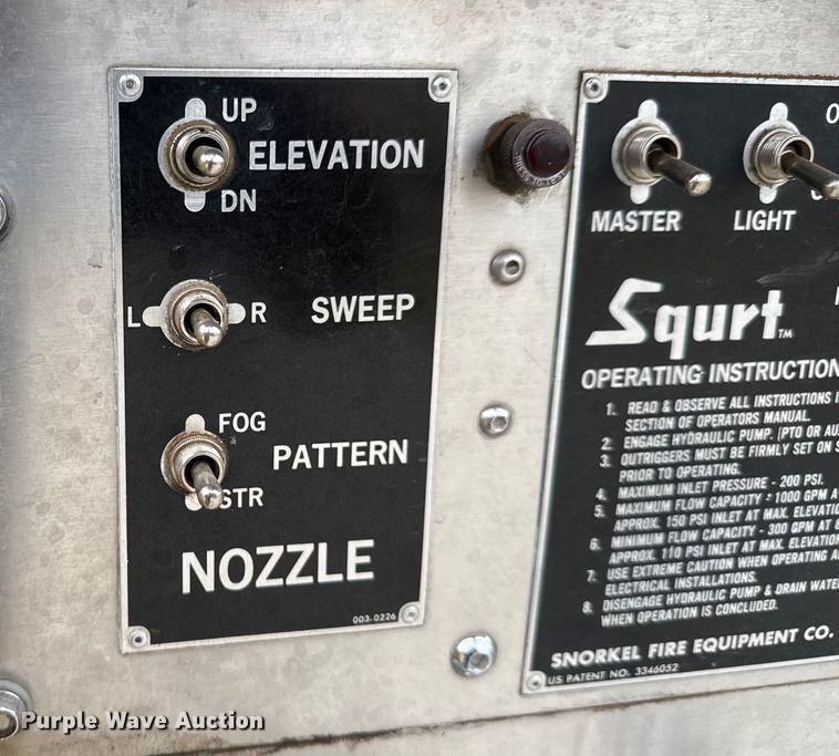 image for item DY0214 1978 Ford F800 fire truck