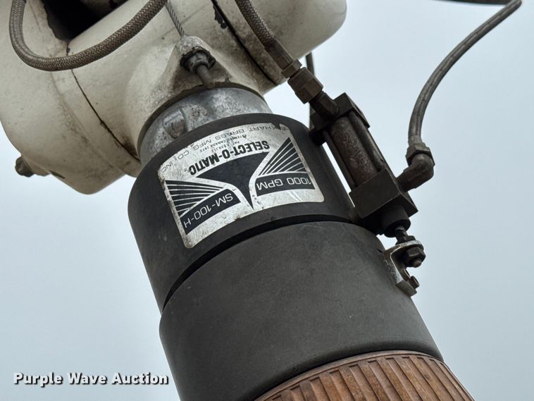 image for item DY0214 1978 Ford F800 fire truck